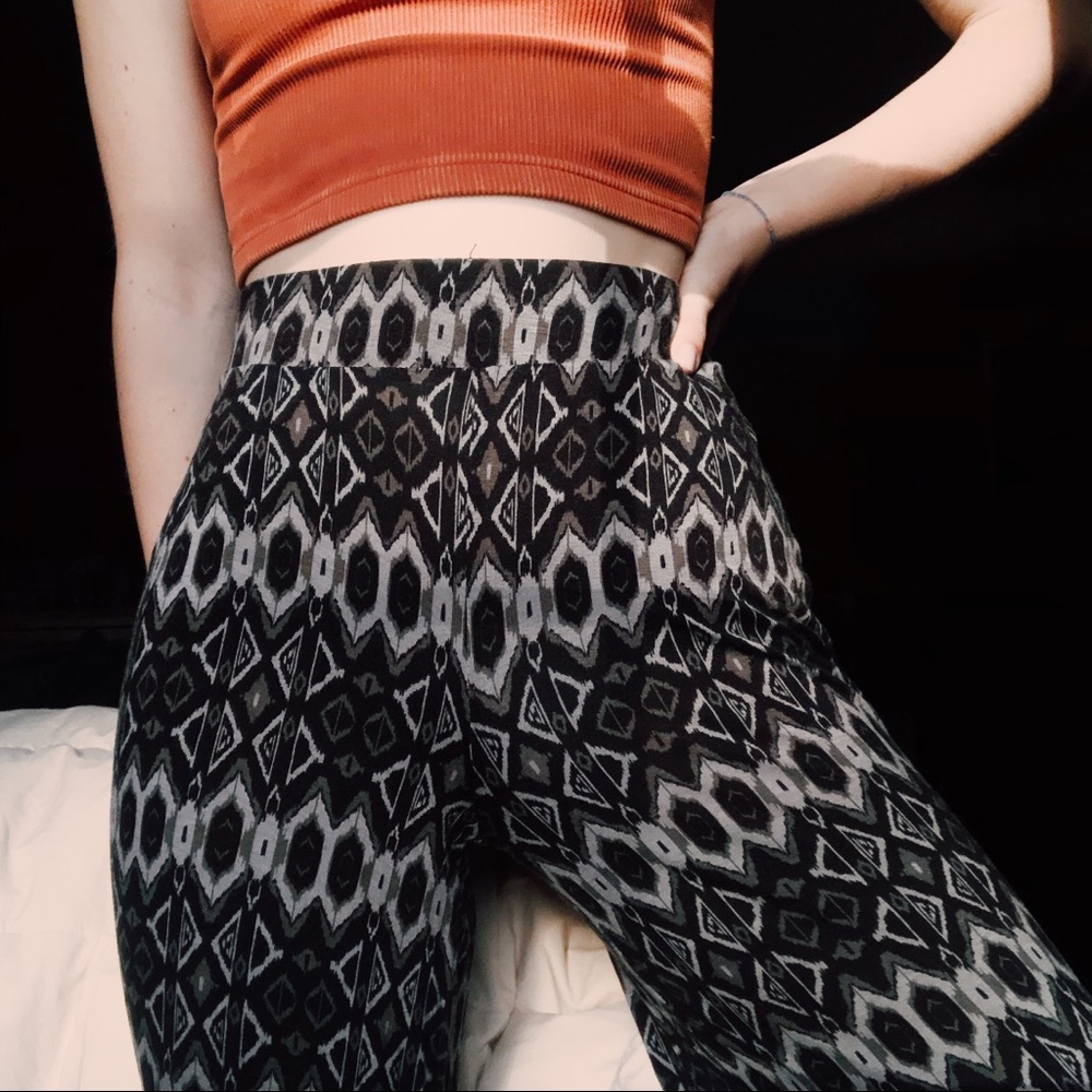 Mossimo Flowy High Waisted Patterned Palazzo Pants - image 2